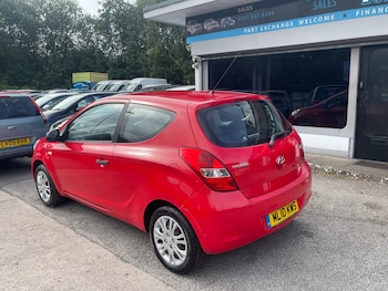 Used Hyundai i20 2010 for sale - 76181653: Photo