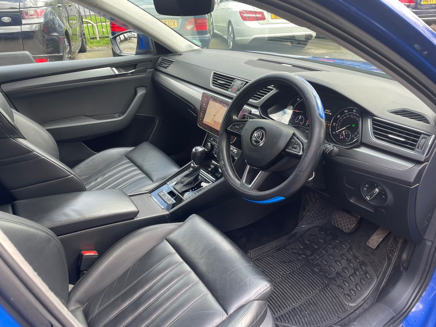 Used Skoda Superb 2019 for sale - 77830523: Photo 11