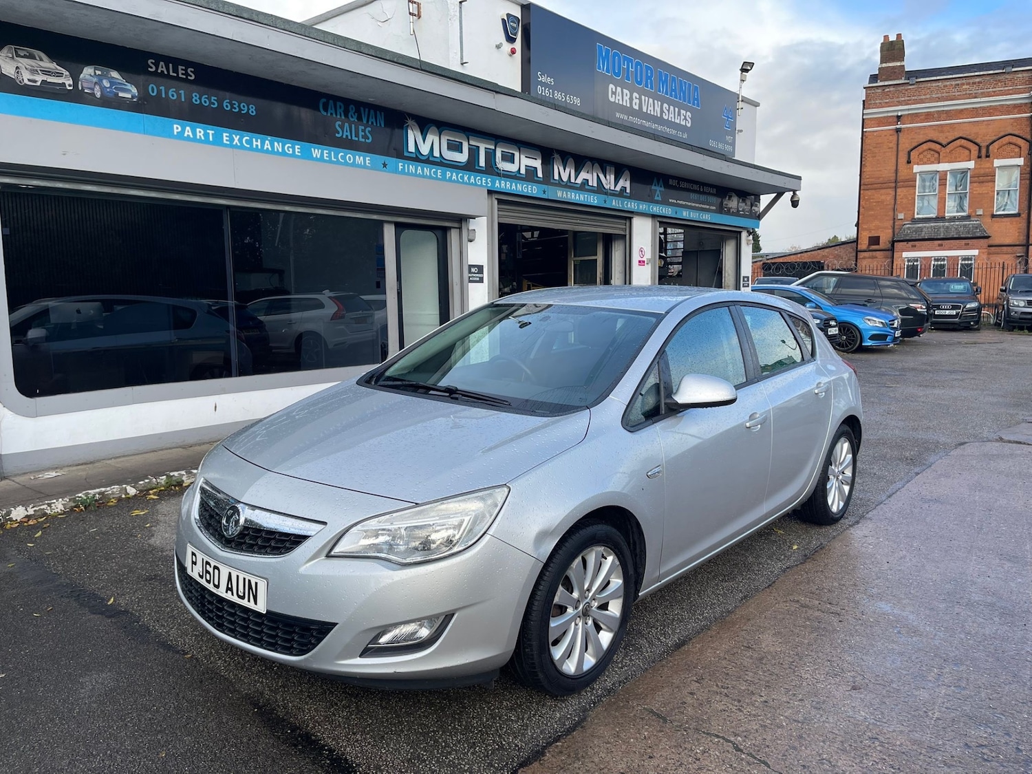 Used Vauxhall Astra 2011 for sale - 76332103: Photo 1