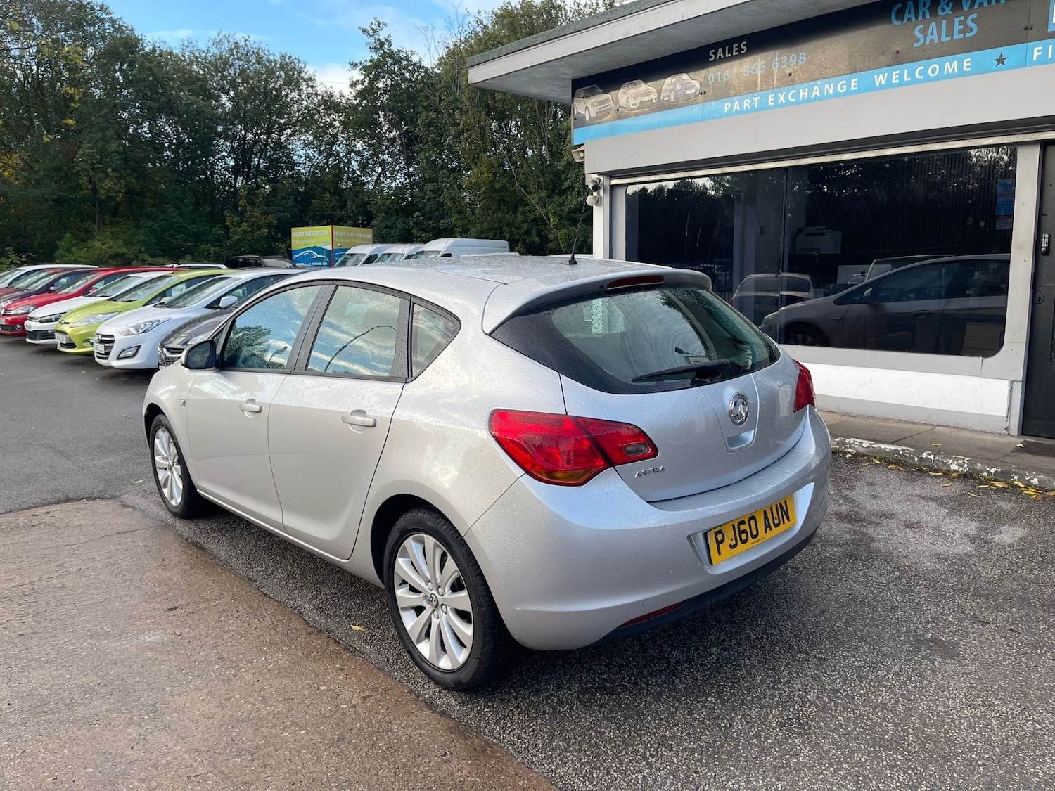 Used Vauxhall Astra 2011 for sale - 76332103: Photo 3