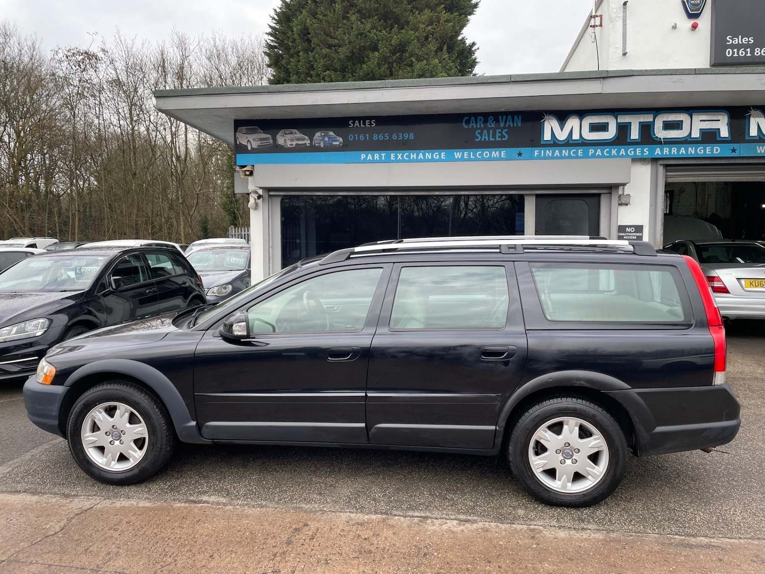 Used Volvo XC70 2007 for sale - 77403680: Photo 2