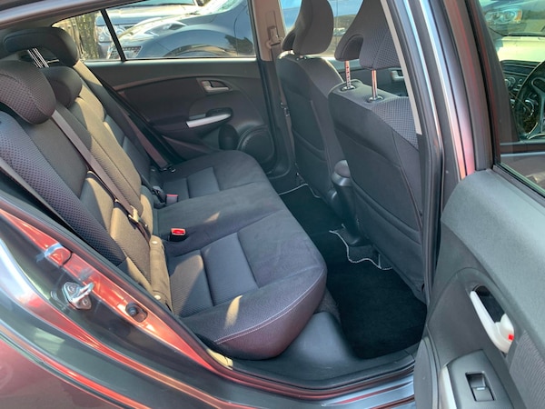 Used Honda Insight 2010 for sale - 62379922: Photo 10