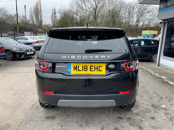 Used Land Rover Discovery Sport 2018 for sale - 77260815: Photo