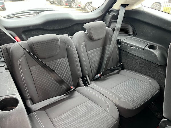 Used Ford Grand C-Max 2016 for sale - 73997362: Photo 10