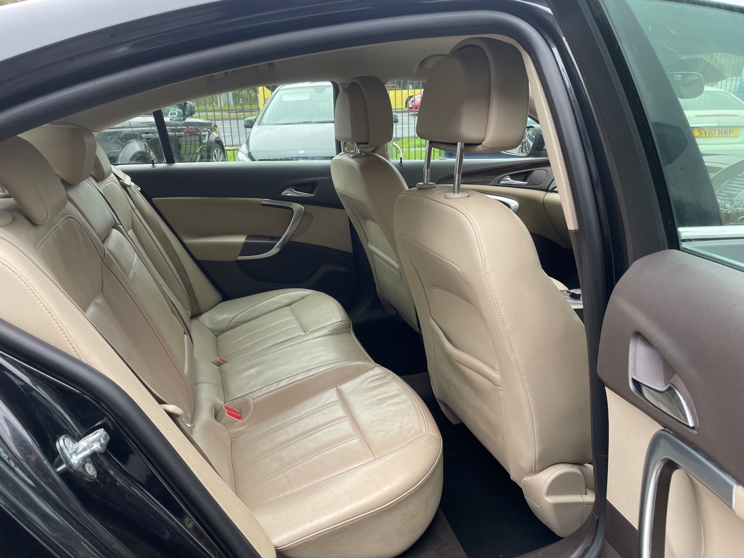 Used Vauxhall Insignia 2011 for sale - 78027239: Photo 13