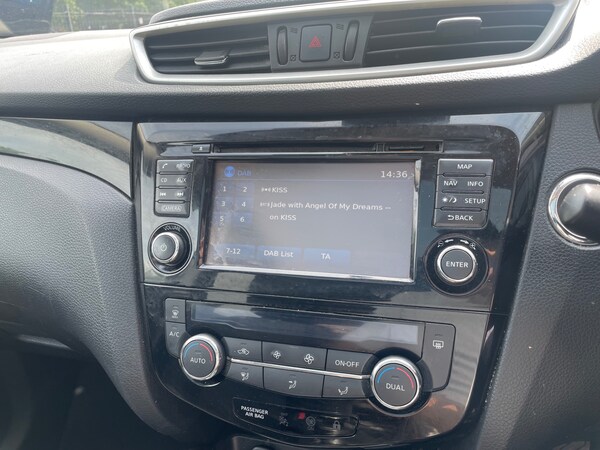 Used Nissan Qashqai 2015 for sale - 74939445: Photo 16