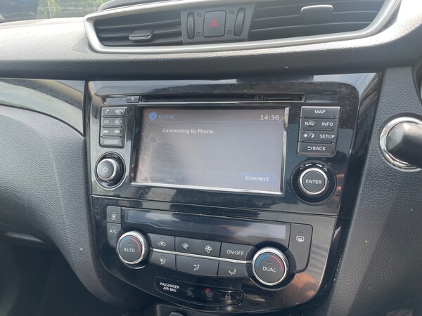 Used Nissan Qashqai 2015 for sale - 74939445: Photo 17