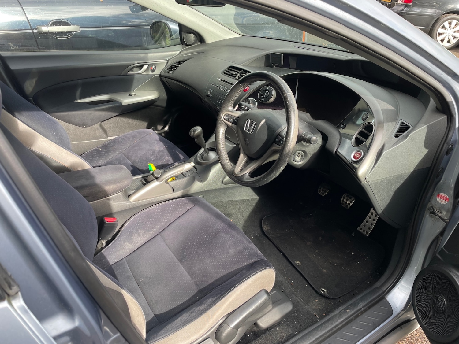 Used Honda Civic 2007 for sale - 76330851: Photo 4