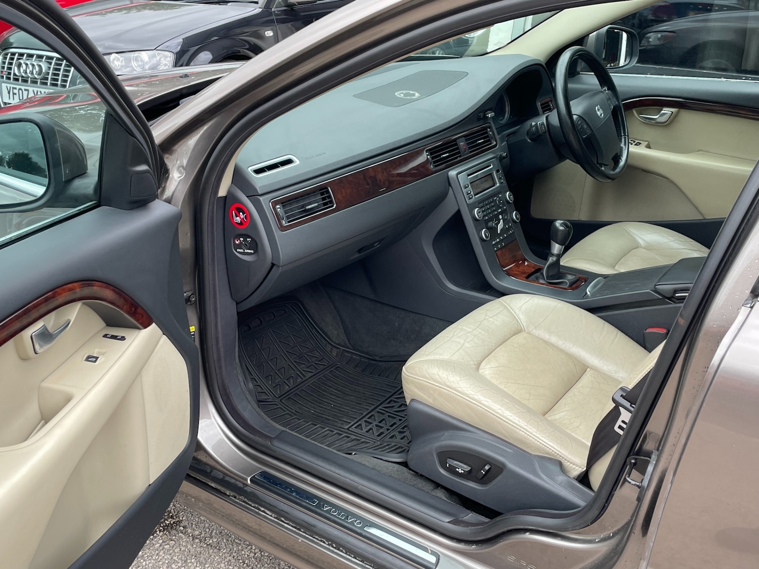 Used Volvo S80 2009 for sale - 76877502: Photo 12