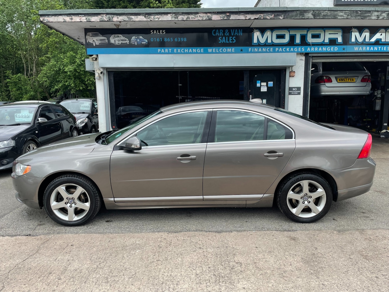 Used Volvo S80 2009 for sale - 76877502: Photo 2