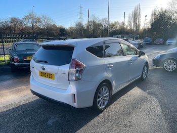 Used Toyota Prius undefined for sale - 76892364: Photo