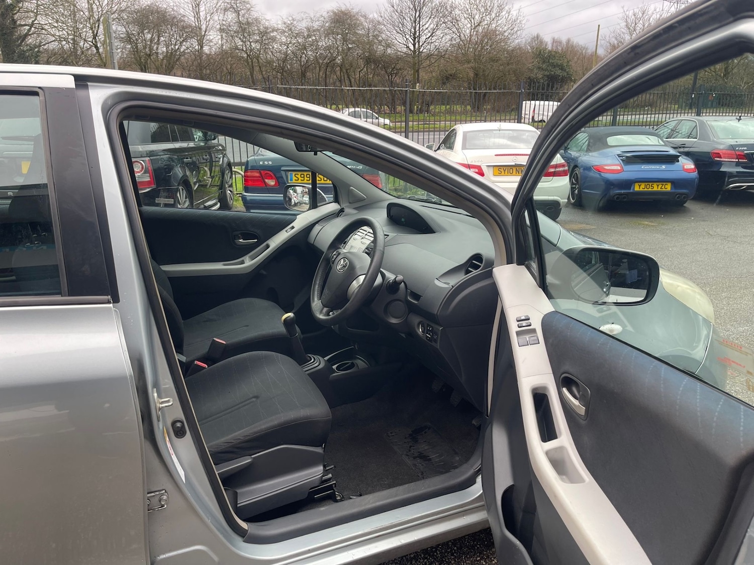 Used Toyota Yaris 2006 for sale - 77541704: Photo 10