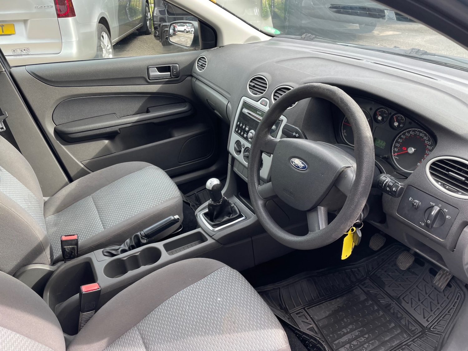 Used Ford Focus 2006 for sale - 75910320: Photo 9