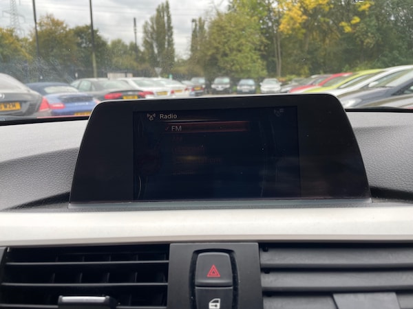 Used BMW 3 Series 2015 for sale - 76273908: Photo 18