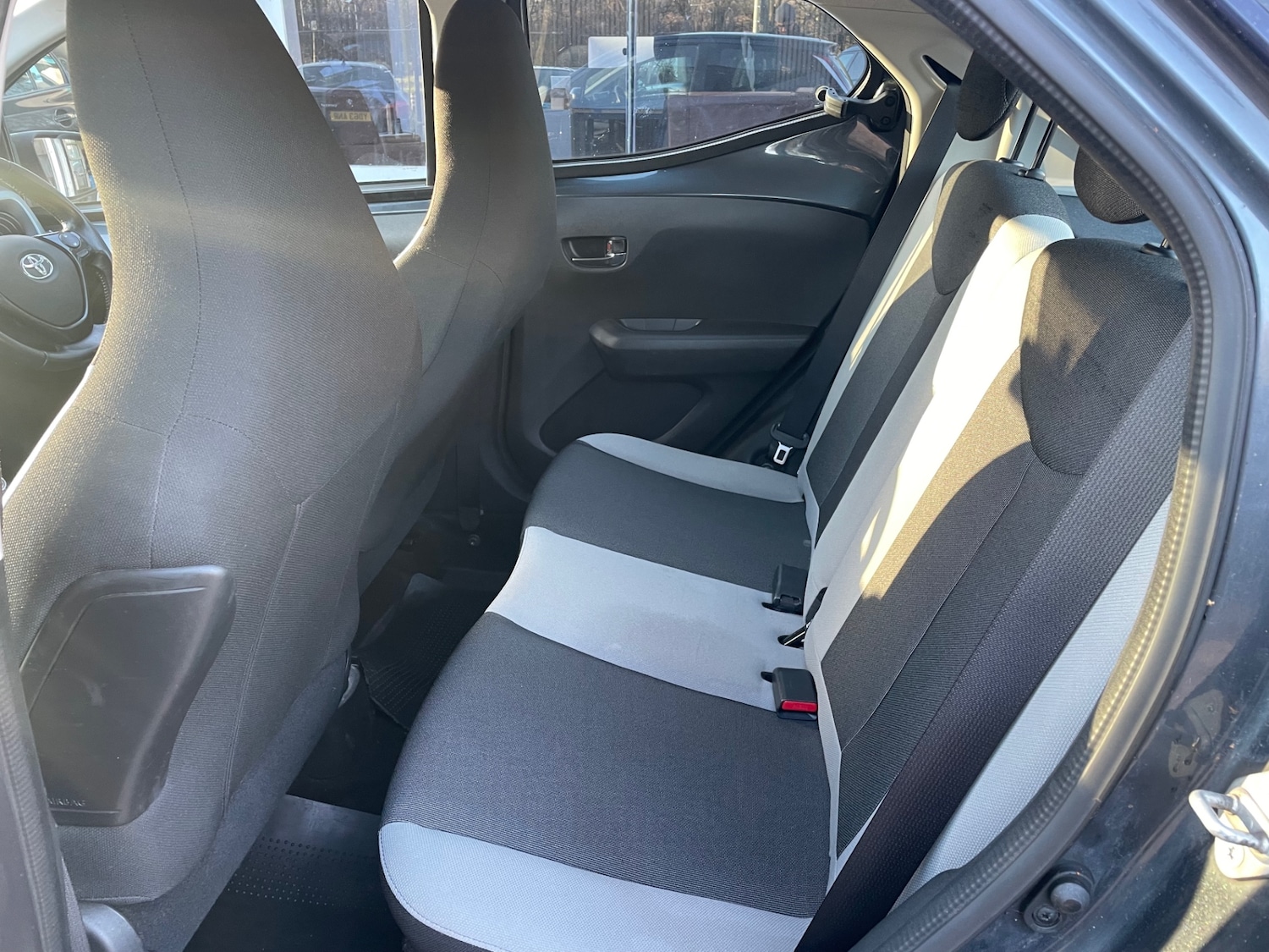 Used Toyota AYGO 2017 for sale - 76904481: Photo 13