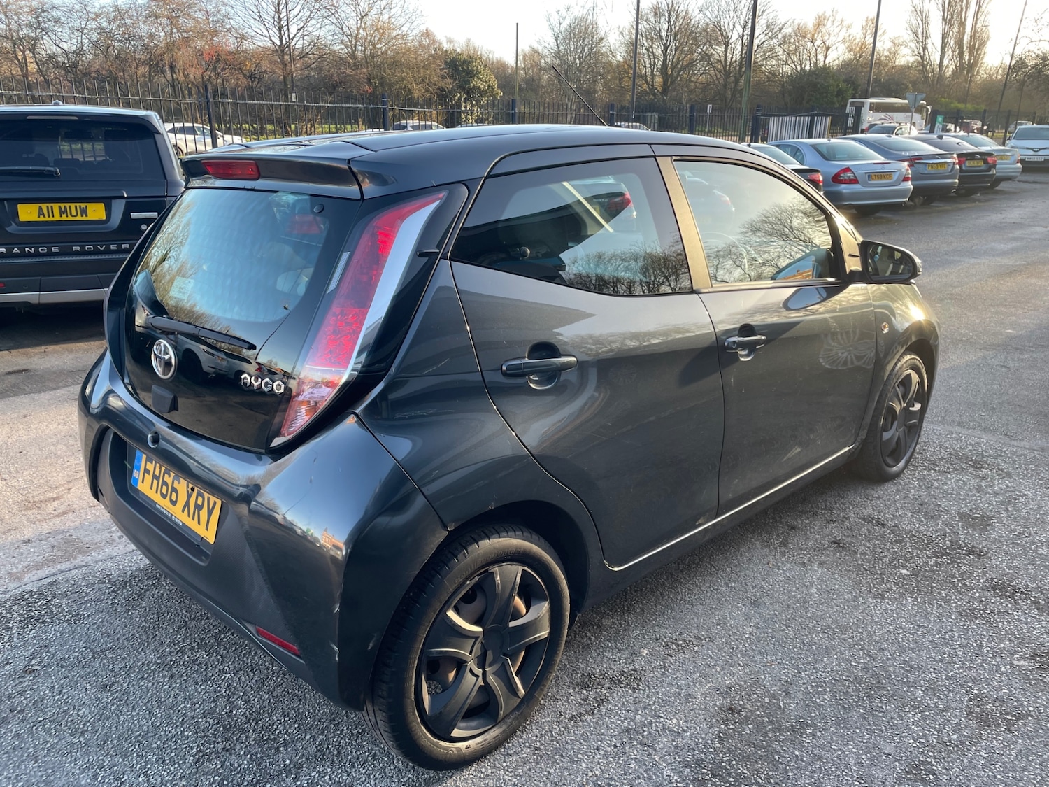 Used Toyota AYGO 2017 for sale - 76904481: Photo 5