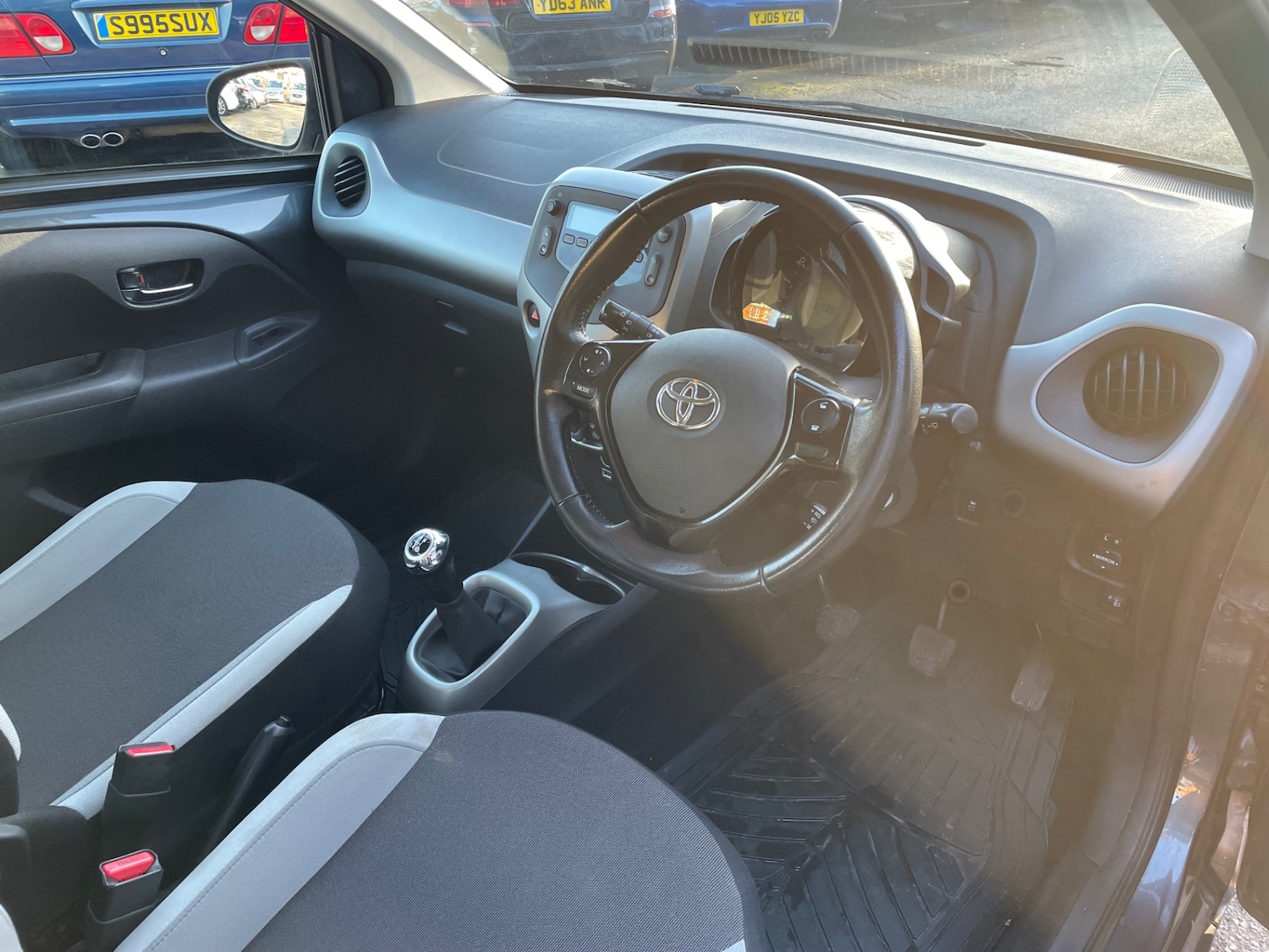 Used Toyota AYGO 2017 for sale - 76904481: Photo 9