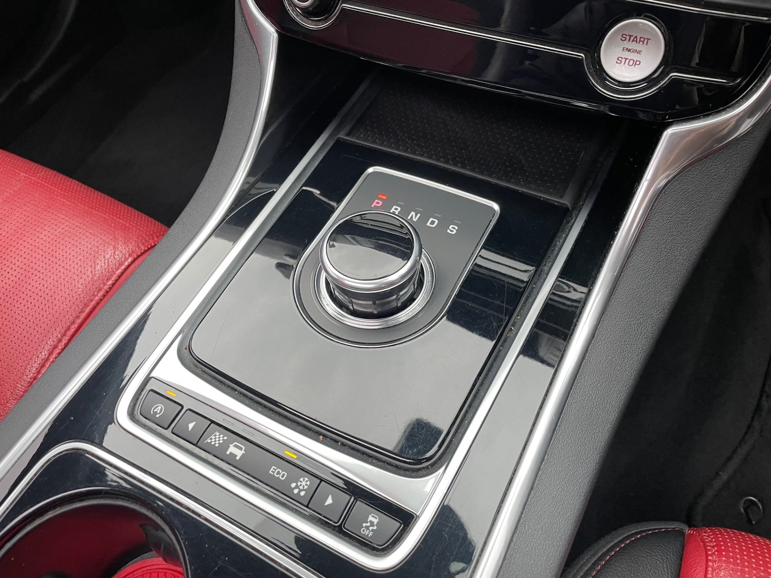 Used Jaguar XE 2016 for sale - 76878070: Photo 17