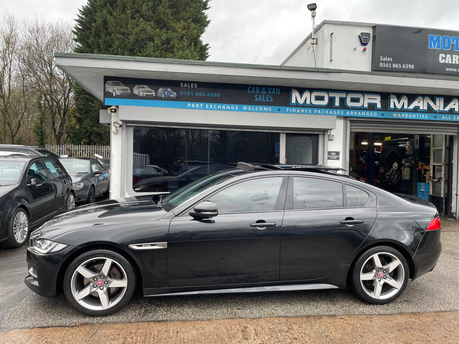 Used Jaguar XE 2016 for sale - 76878070: Photo 2