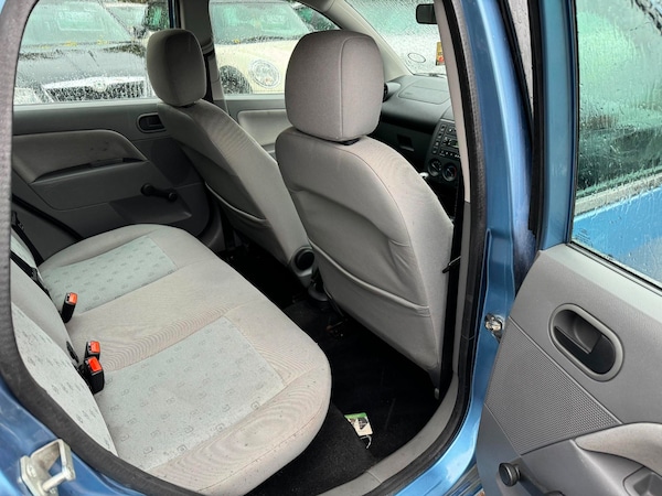 Used Ford Fiesta 2003 for sale - 69092473: Photo 7