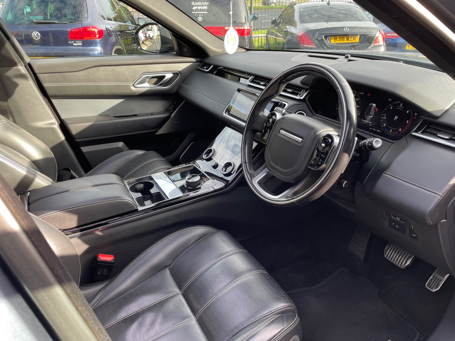 Used Land Rover Range Rover Velar 2018 for sale - 76115587: Photo 10