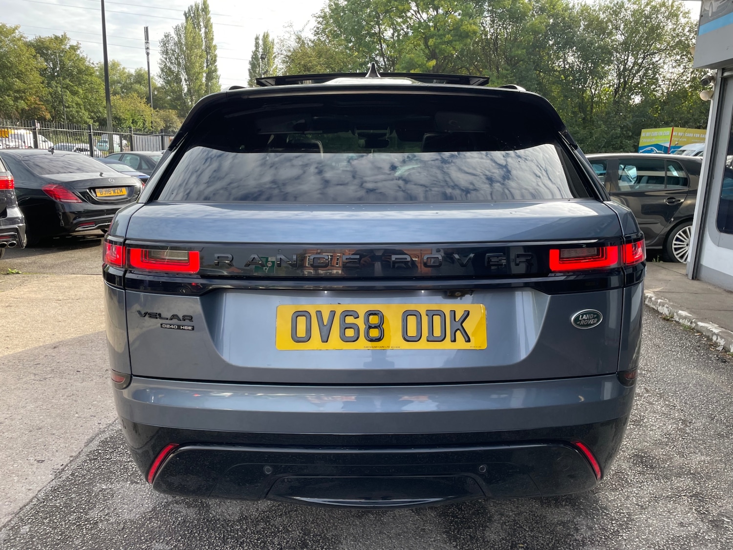 Used Land Rover Range Rover Velar 2018 for sale - 76115587: Photo 4