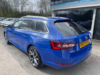 Used Skoda Superb 2019 for sale - 78745237: Photo