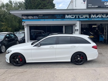 Used Mercedes-Benz C Class 2015 for sale - 77803500: Photo