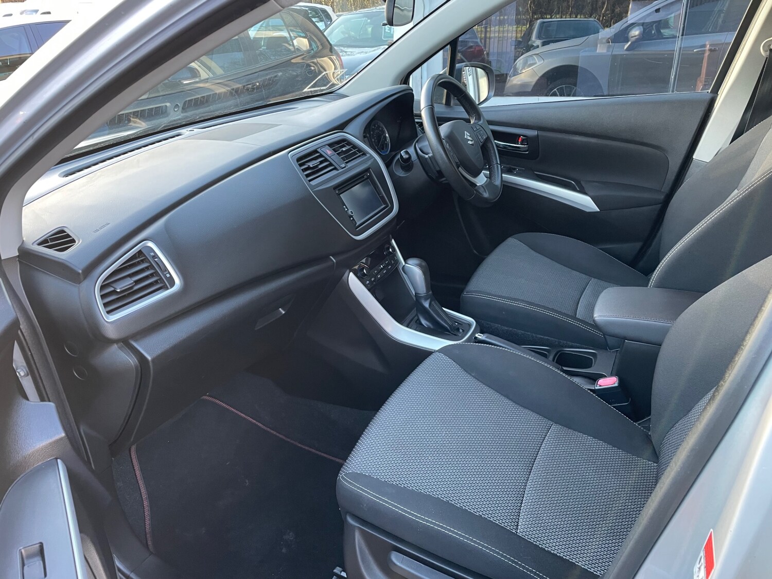 Used Suzuki SX4 S-Cross 2015 for sale - 76877524: Photo 14