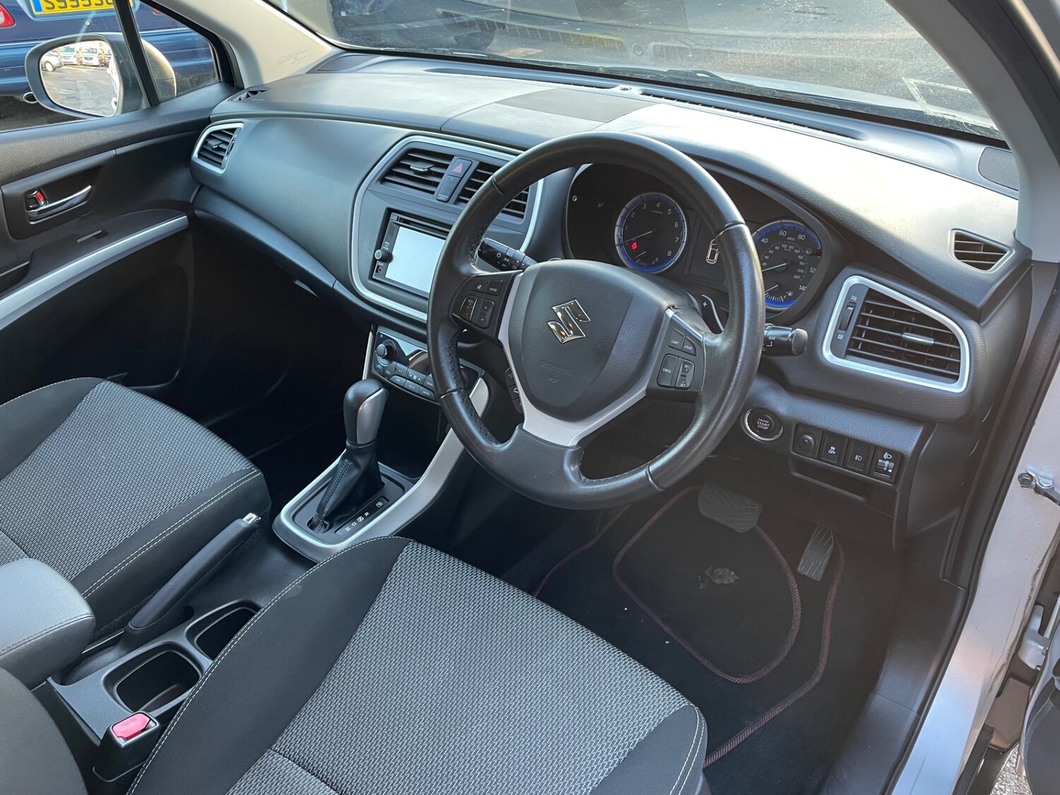 Used Suzuki SX4 S-Cross 2015 for sale - 76877524: Photo 9