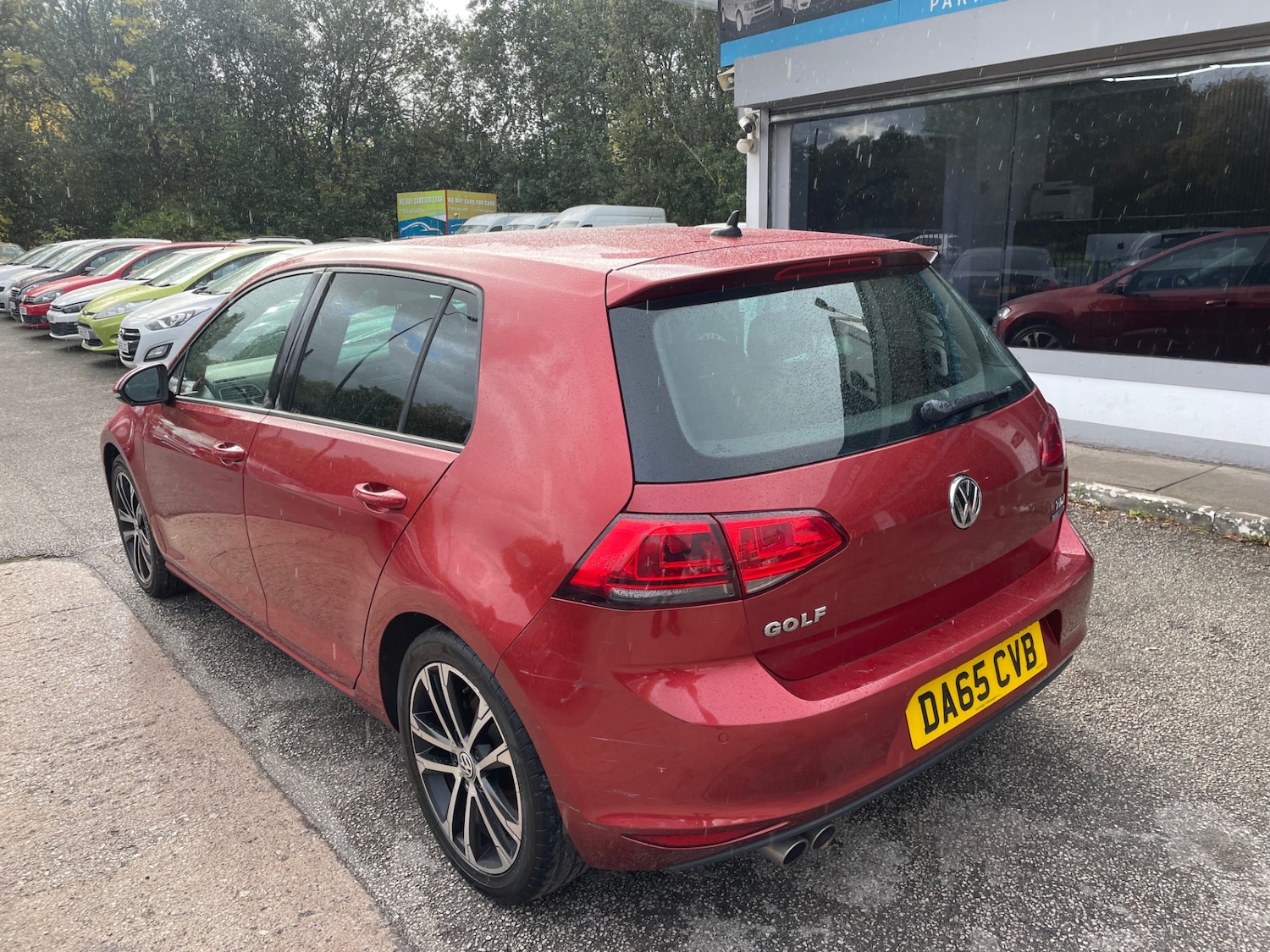 Used Volkswagen Golf 2015 for sale - 76273884: Photo 2