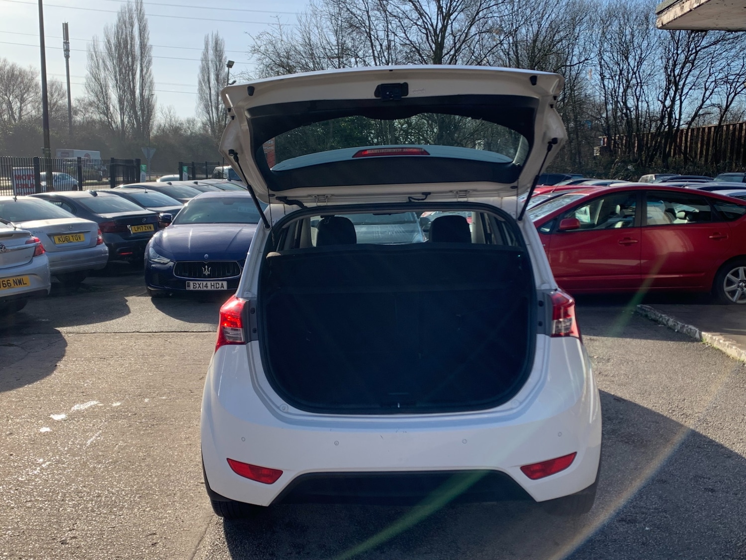 Used Hyundai Ix20 2013 for sale - 76877647: Photo 8