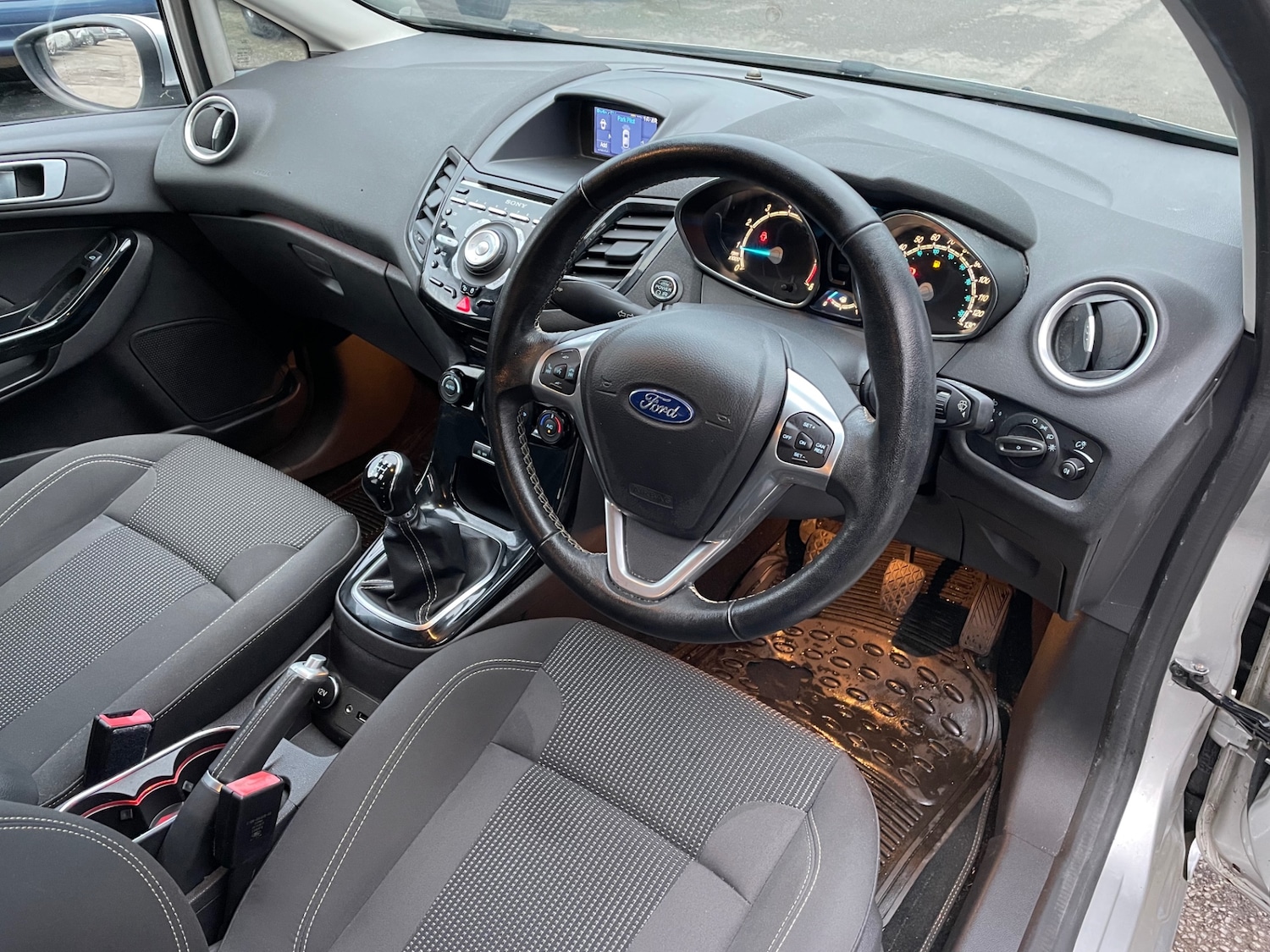 Used Ford Fiesta 2016 for sale - 77491092: Photo 9