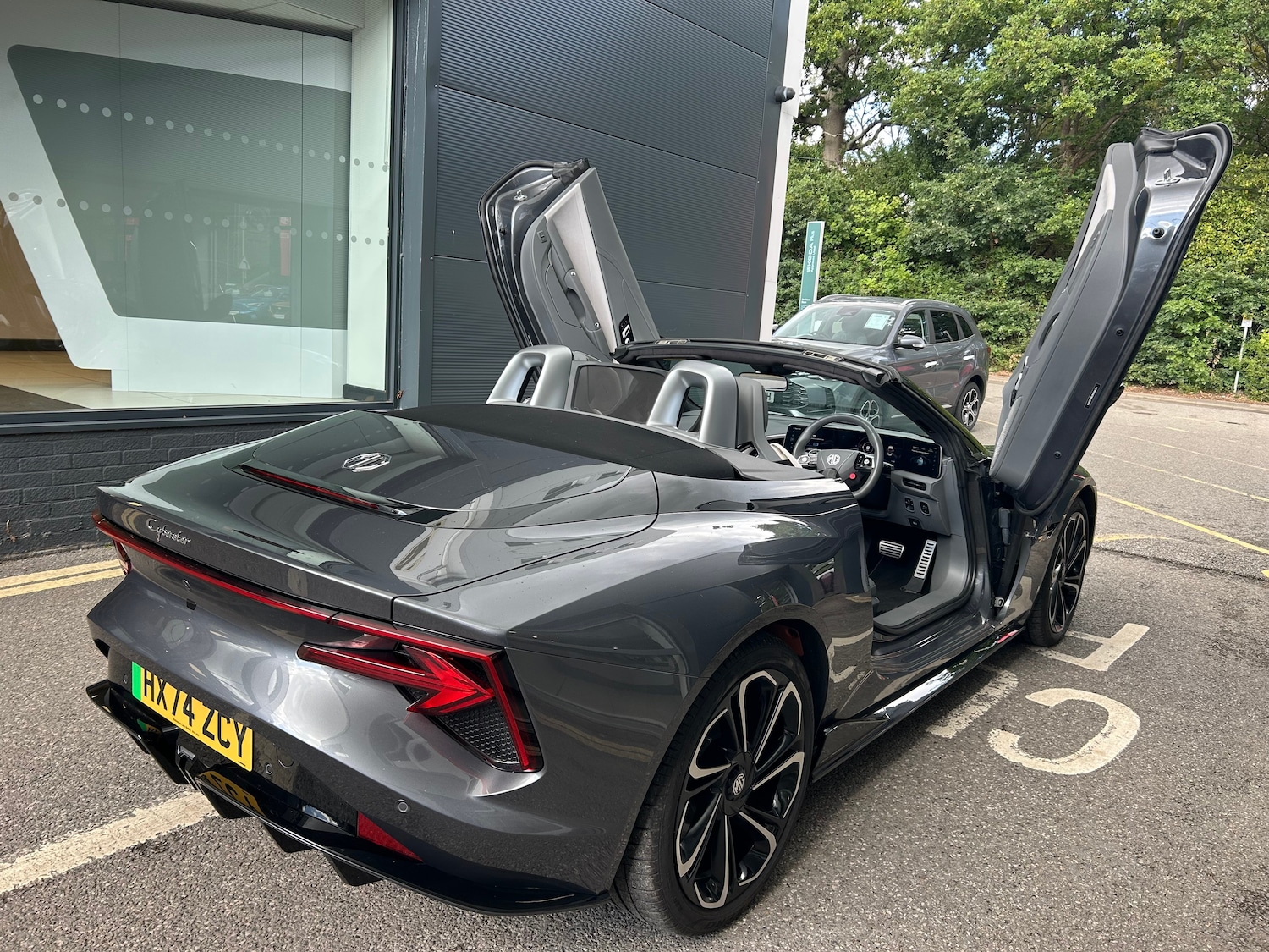 Used MG Cyberster 2024 for sale - 76677960: Photo 11