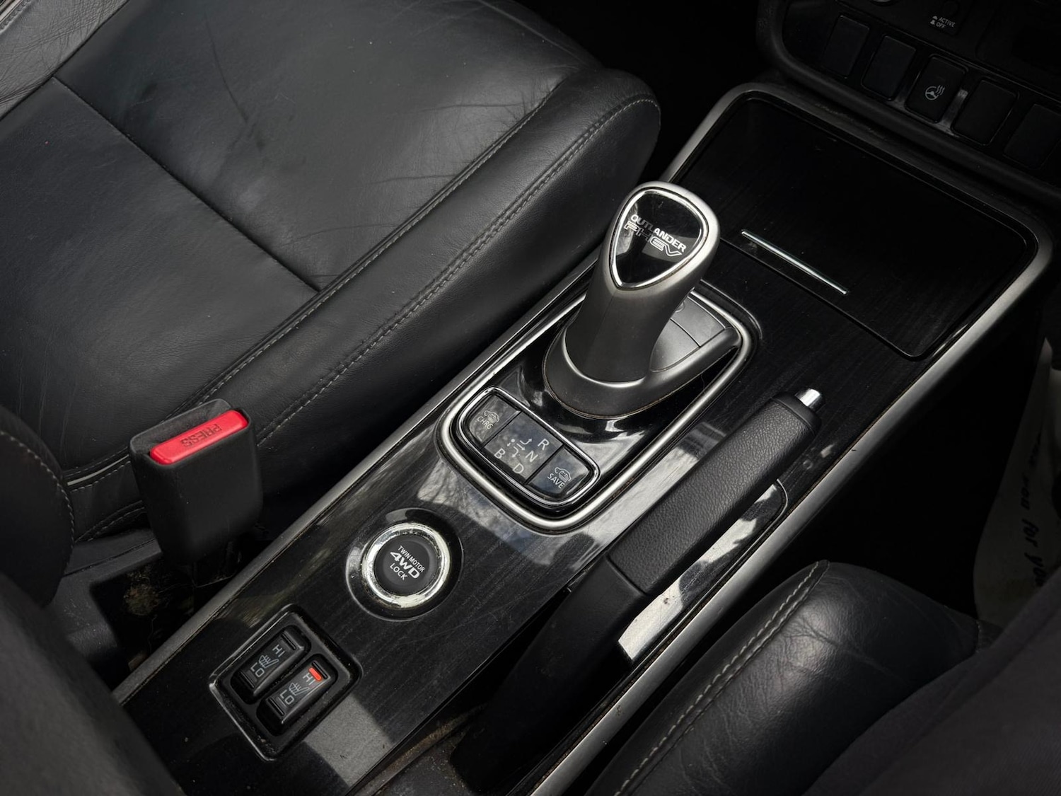 Used Mitsubishi Outlander 2016 for sale - 78133475: Photo 13