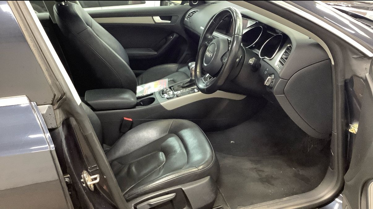 Used Audi A5 2012 for sale - 77676970: Photo 8