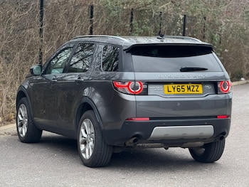 Used Land Rover Discovery Sport 2016 for sale - 77676892: Photo