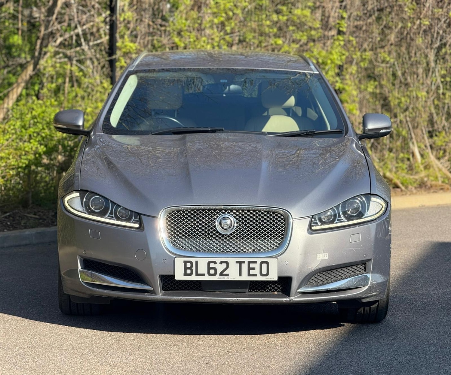 Used Jaguar XF 2012 for sale - 77997780: Photo 2