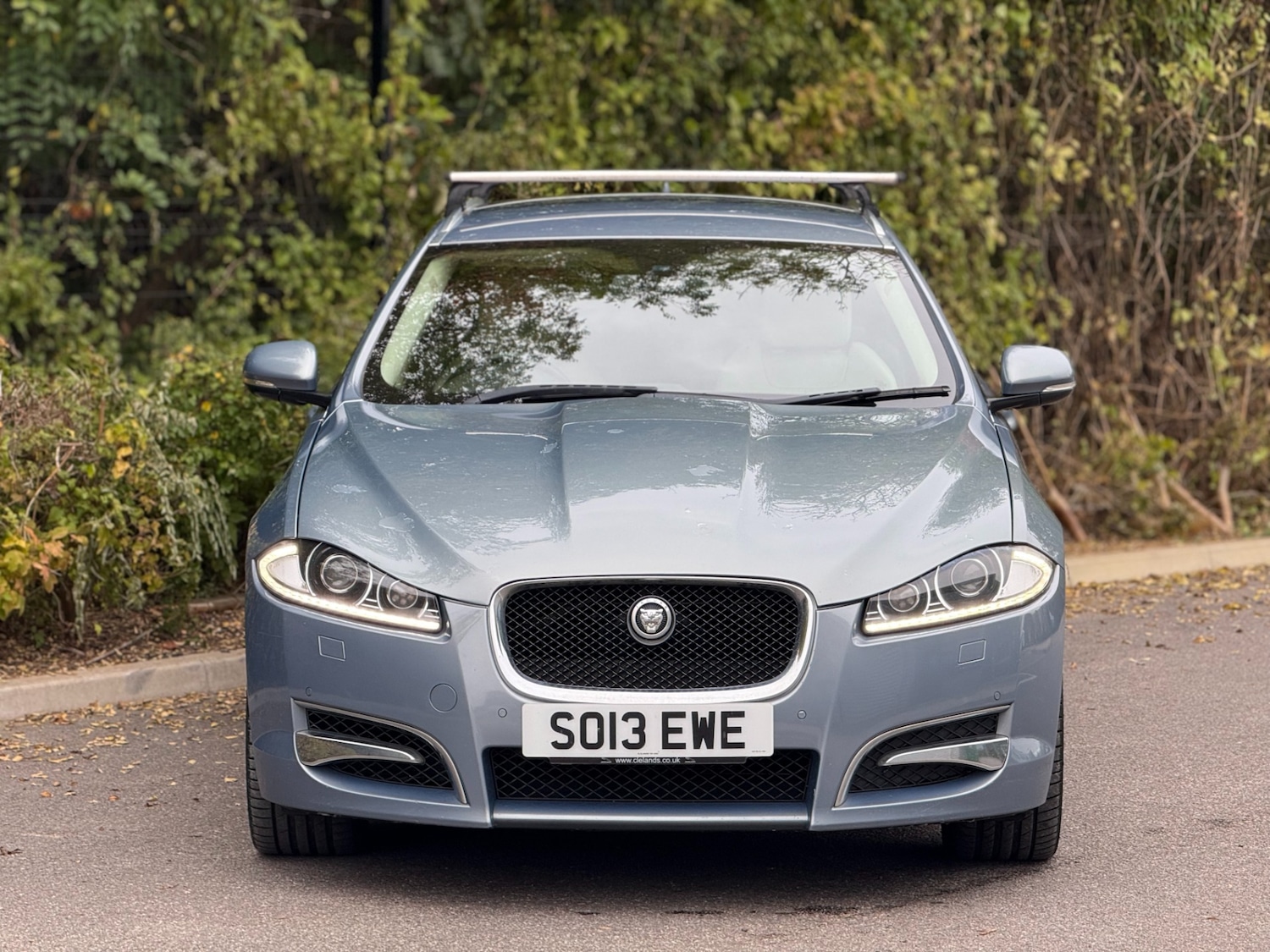 Used Jaguar XF 2013 for sale - 77677064: Photo 2