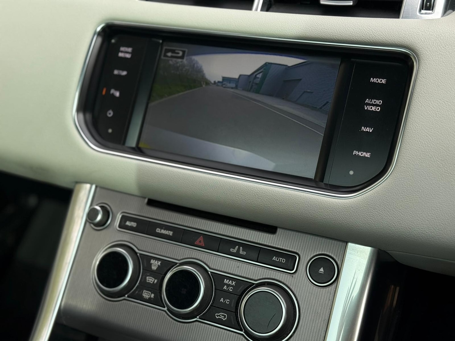 Used Land Rover Range Rover Sport 2015 for sale - 78202500: Photo 14