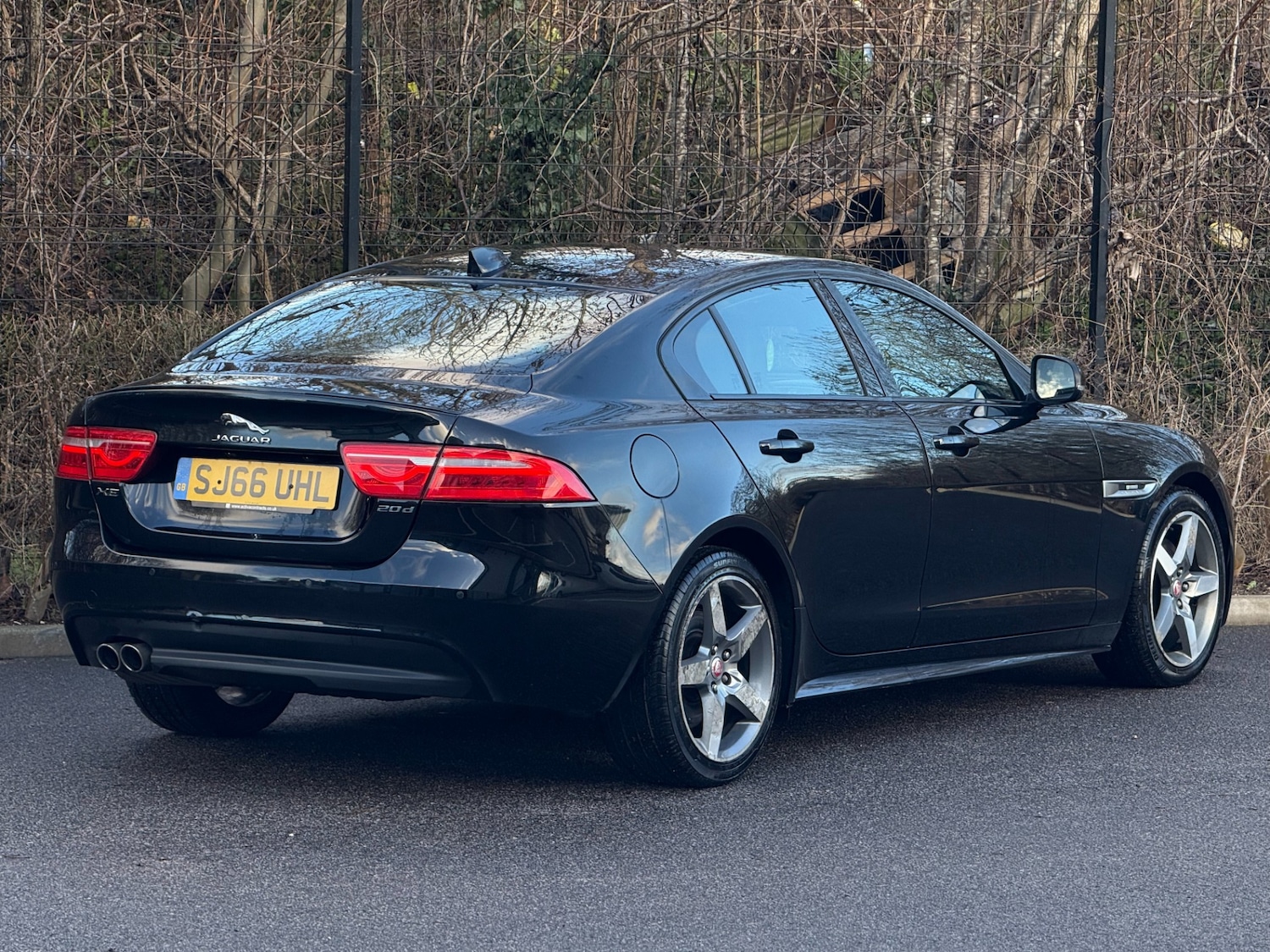 Used Jaguar XE 2016 for sale - 77677278: Photo 6