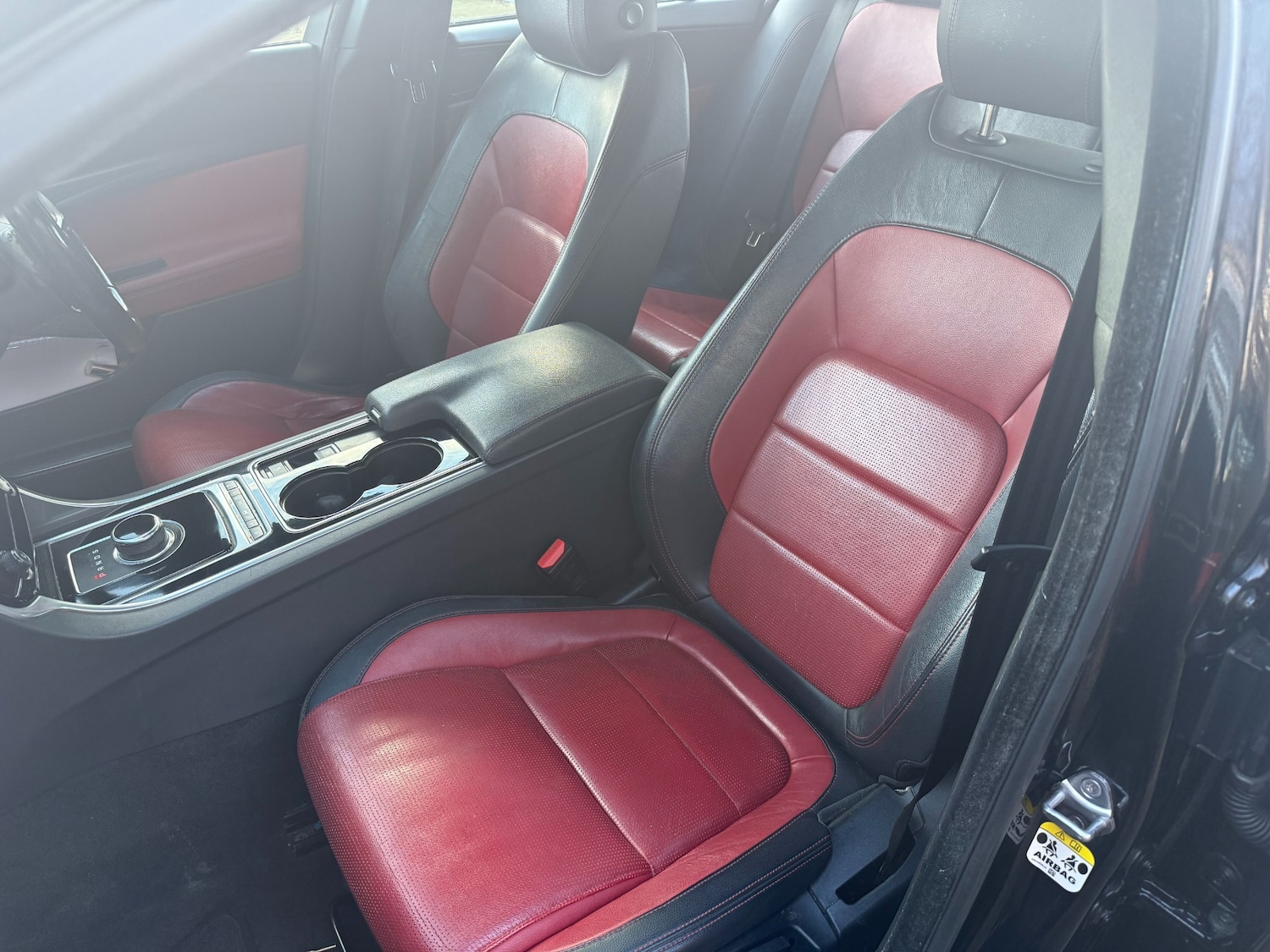 Used Jaguar XE 2016 for sale - 77677278: Photo 9