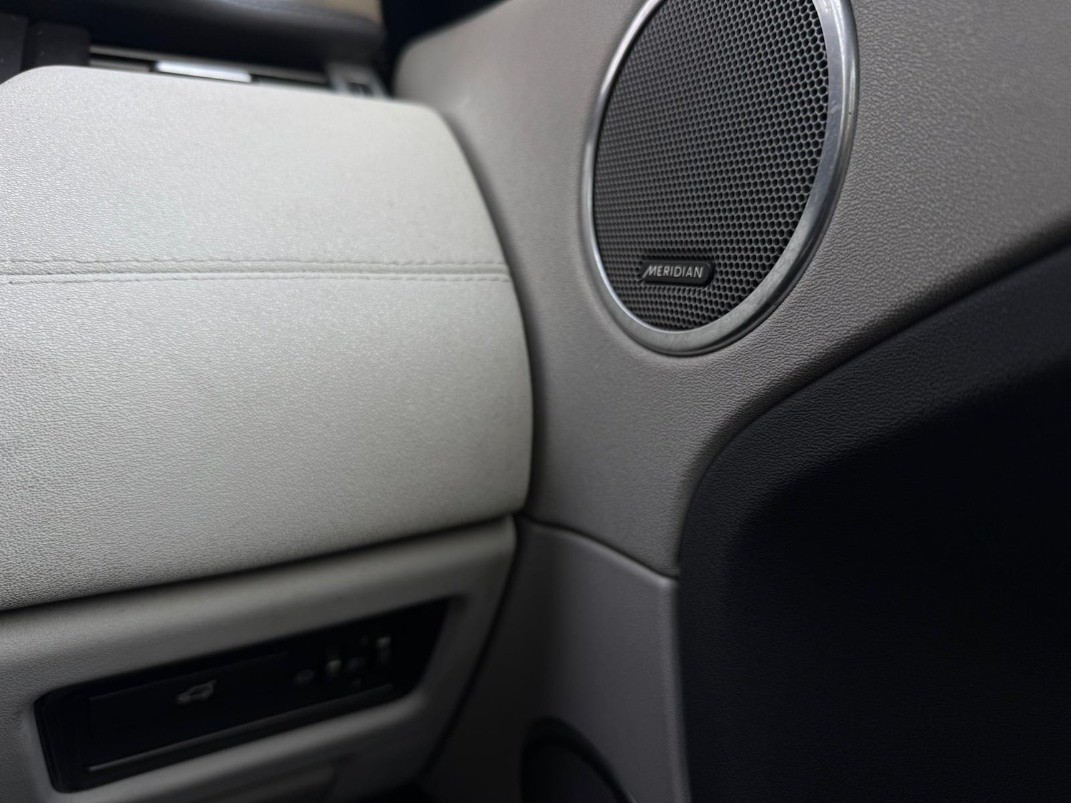 Used Land Rover Range Rover Evoque 2014 for sale - 77966286: Photo 11