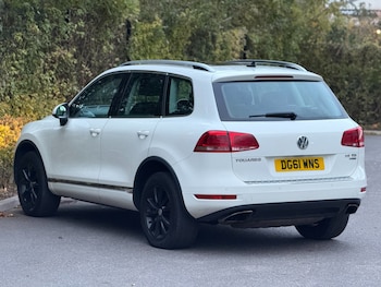 Used Volkswagen Touareg 2011 for sale - 77676884: Photo