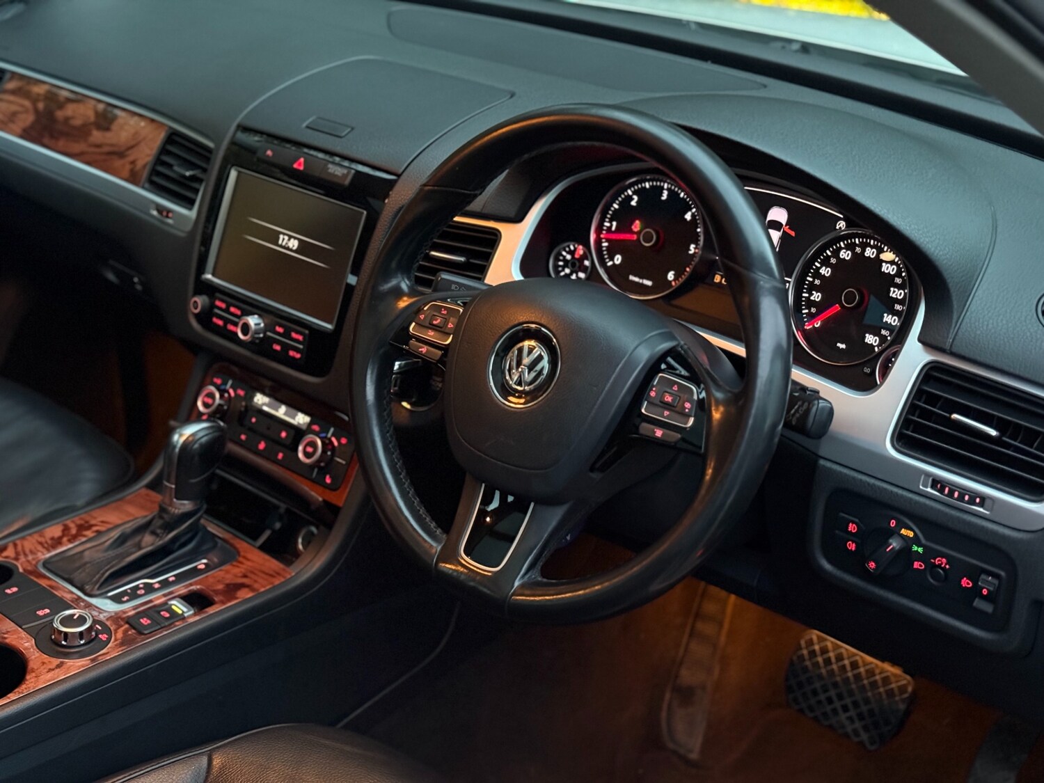 Used Volkswagen Touareg 2011 for sale - 77676884: Photo 7