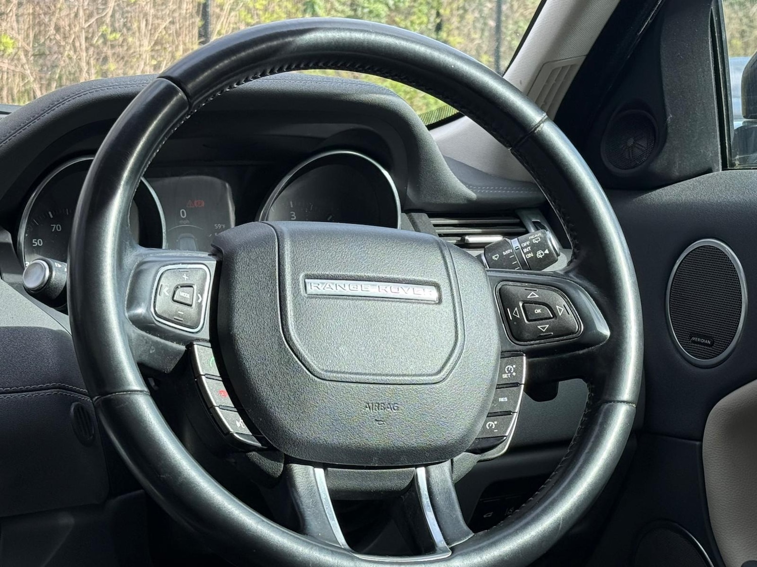 Used Land Rover Range Rover Evoque 2015 for sale - 77818351: Photo 10