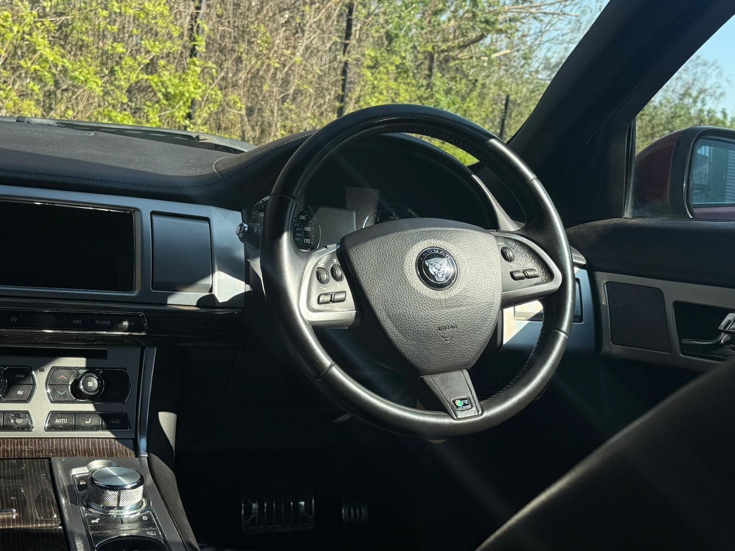 Used Jaguar XF 2015 for sale - 77998099: Photo 10