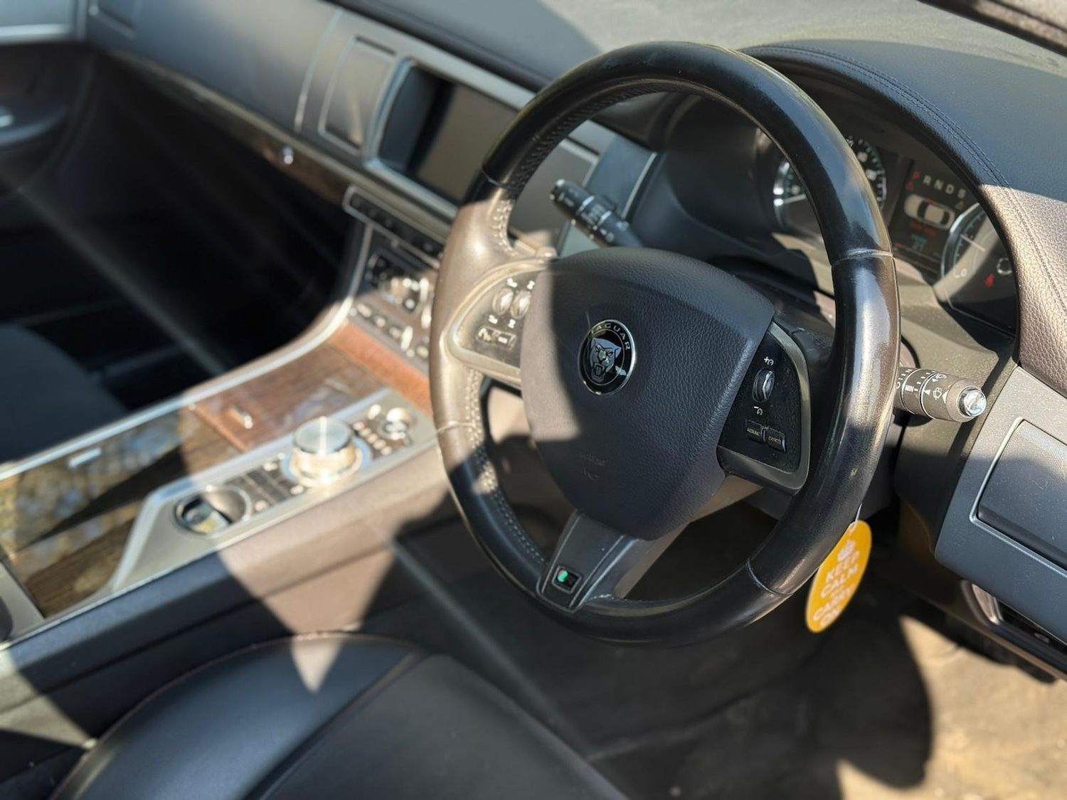 Used Jaguar XF 2015 for sale - 77998099: Photo 7