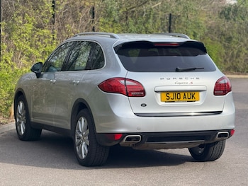 Used Porsche Cayenne 2010 for sale - 77968165: Photo