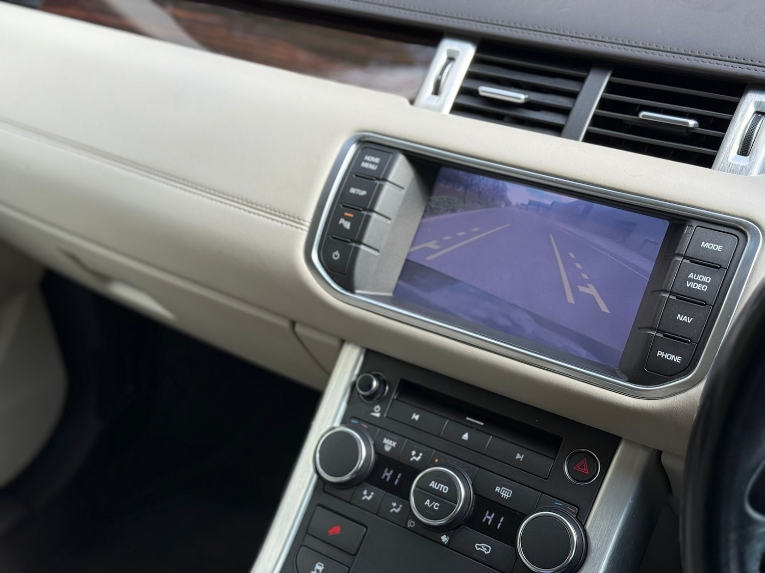 Used Land Rover Range Rover Evoque 2011 for sale - 78133659: Photo 15